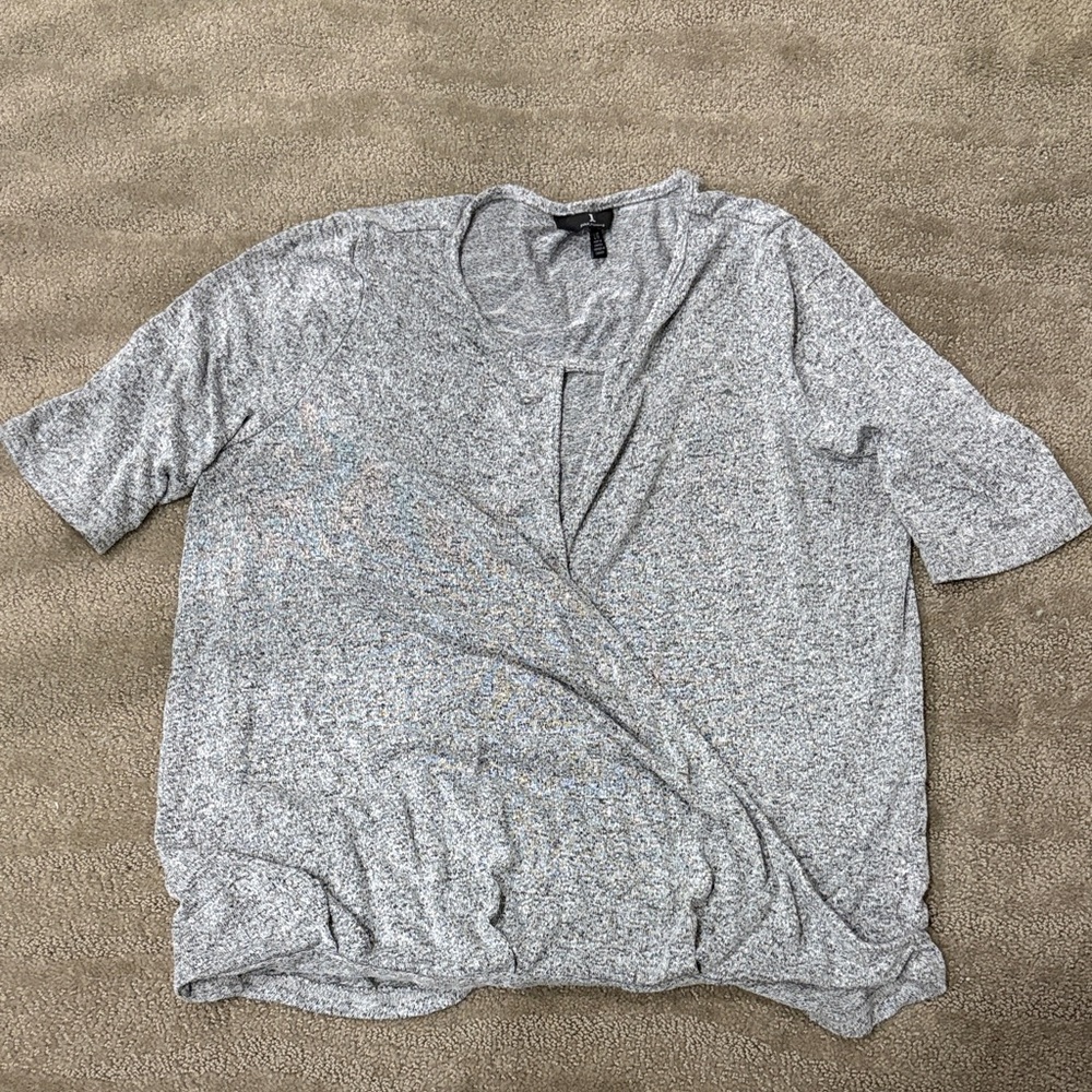 Jules & Leopold Heather Gray Short Sleeve Top